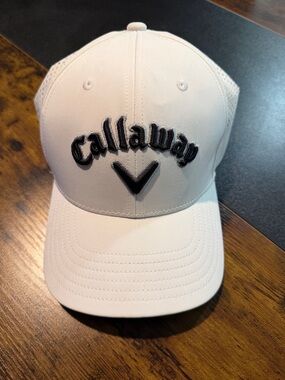 Callaway White Golf Cap with Black Embroidered Logo
